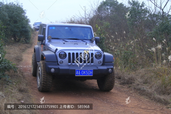 山地越野車