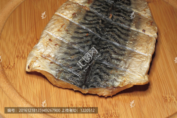 煙熏鯖魚(yú)