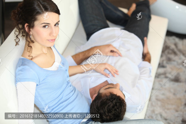 男人愛(ài)上女友