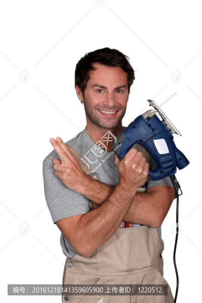 男子用電鋸