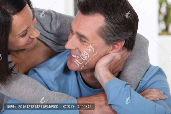 恩愛(ài)夫妻