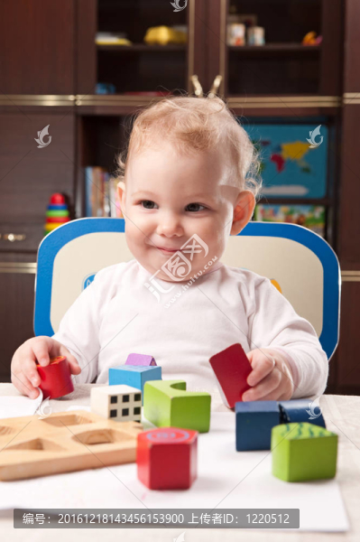 玩具積木嬰兒