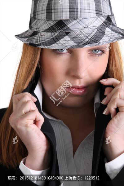戴帽子的時髦女人