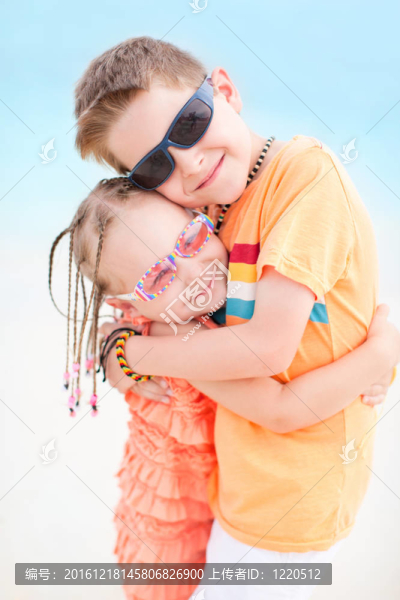 快樂的兄弟姐妹