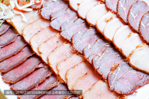 切香腸肉