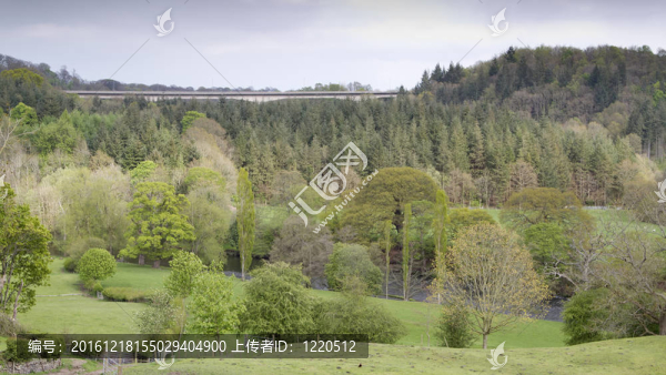 北威爾士高架橋的遠(yuǎn)景