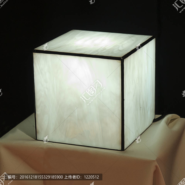 現(xiàn)代燈