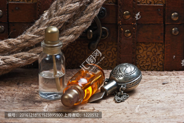 香水精油瓶