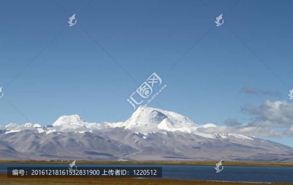 西藏山麓