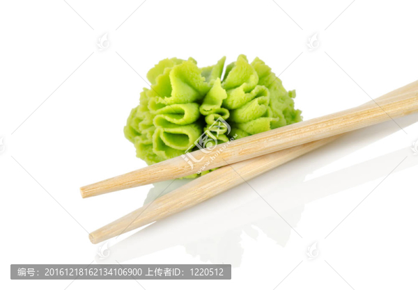 木制筷子和wasab