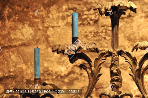 古老的燭臺(tái)