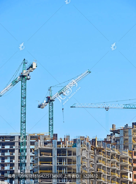 建筑起重機和建筑在藍(lán)天建設(shè)