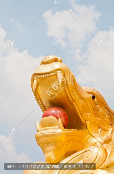 中國式龍雕像
