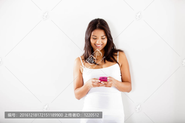 女人發(fā)短信