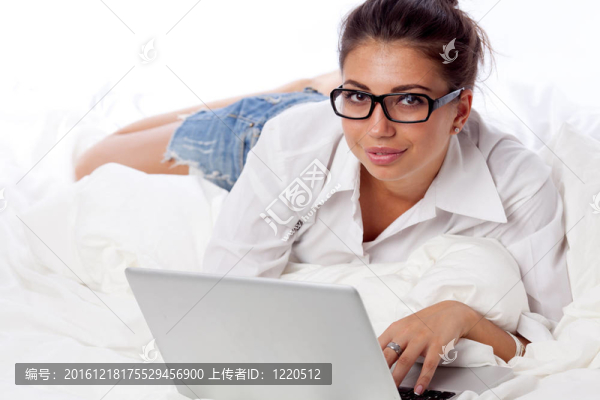 女人的筆記本電腦