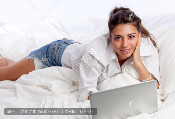 女人的筆記本電腦