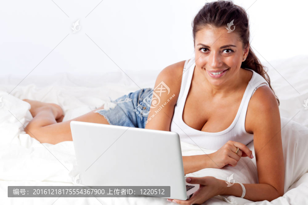 女人的筆記本電腦