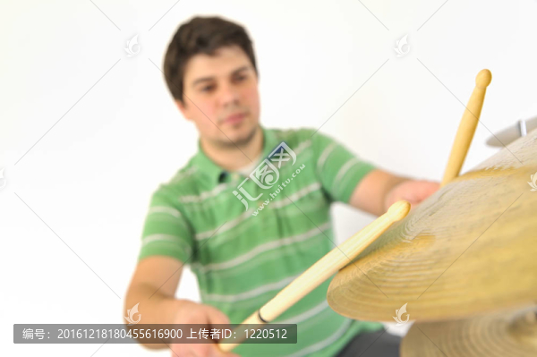 活躍的鼓手