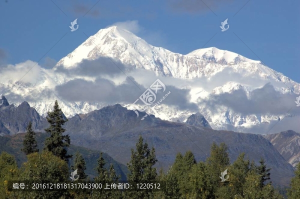 在阿拉斯加的德納里峰