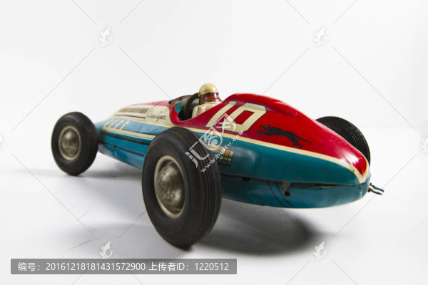 舊的玩具車