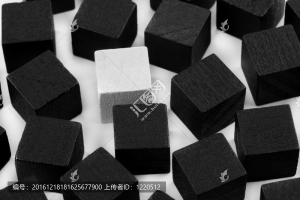 從人群中脫穎而出