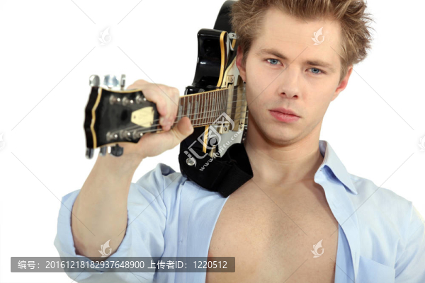 男子用電吉他