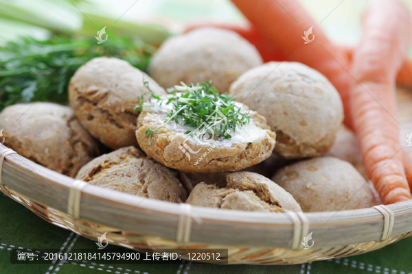 胡蘿卜包子