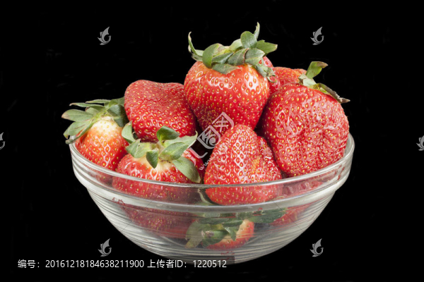 Strawberry對黑人