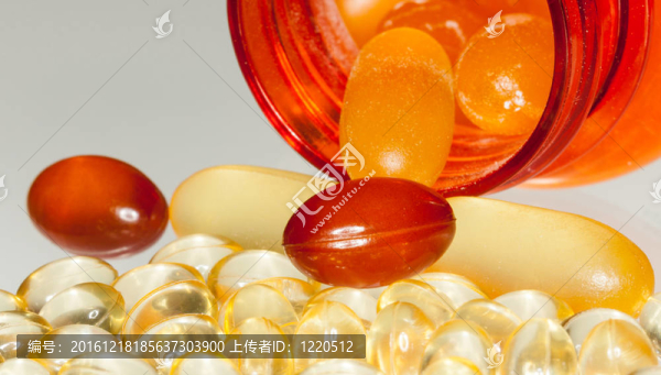 在接收瓶魚油膠囊宏