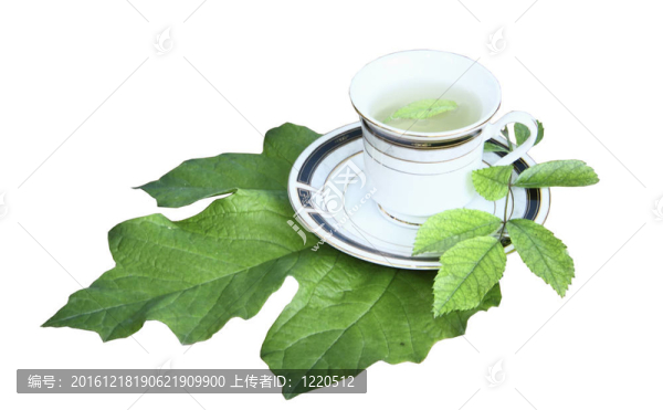 綠茶上的馬克杯