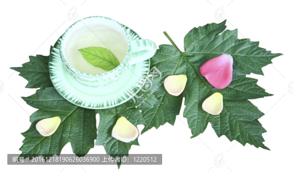綠茶上的馬克杯