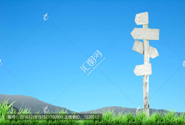 藍色天空的路標