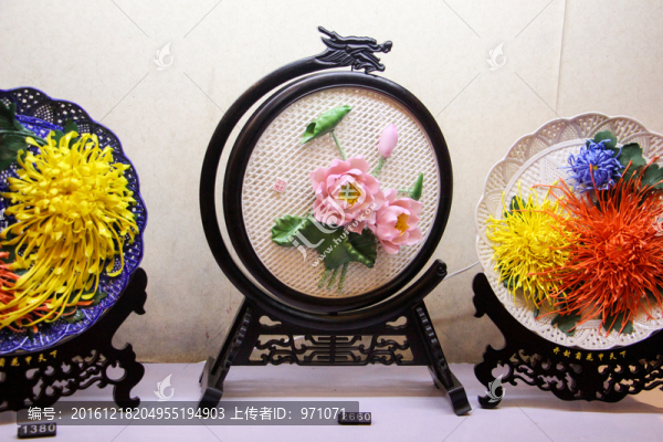 菊花雕塑