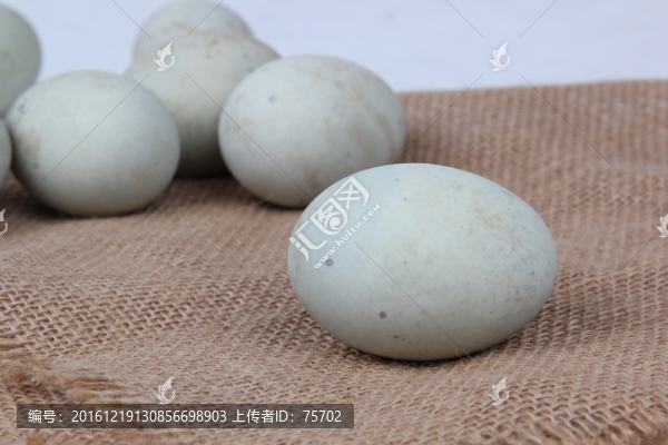 皮蛋,變蛋,松花蛋,松花皮蛋