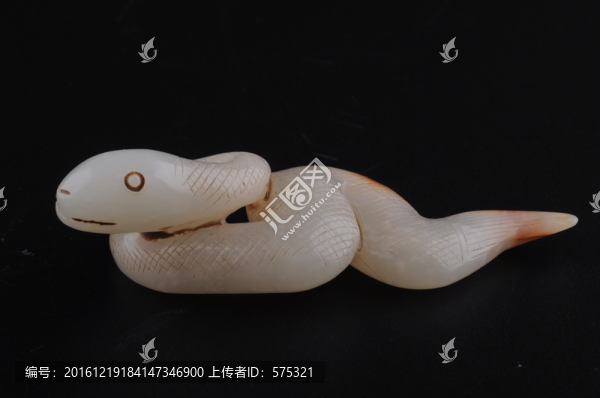 紅山文化,玉蛇