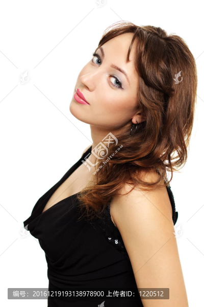 年輕優(yōu)雅的女人與美麗的頭發(fā)