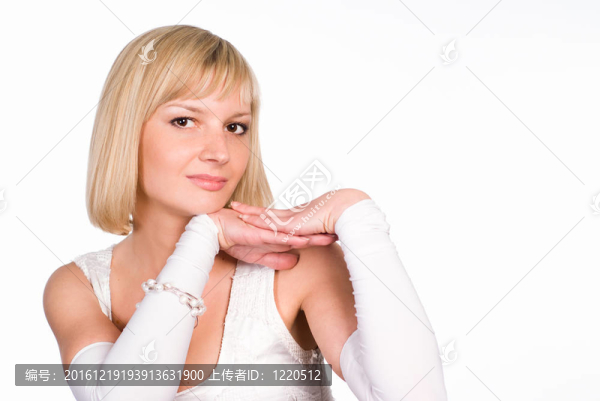 白衣少女