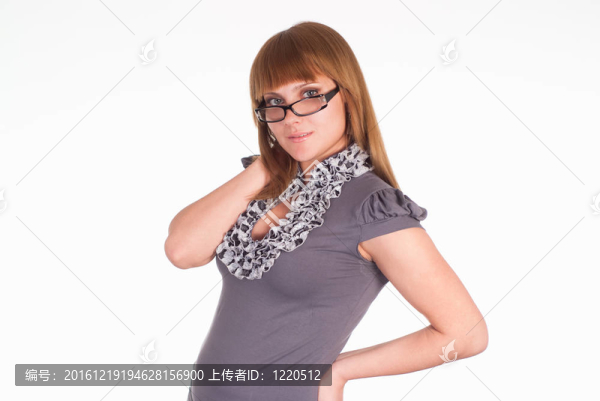 戴眼鏡的好女孩