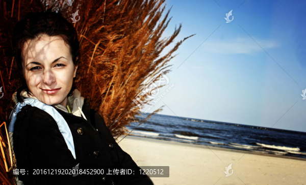 海灘上的女孩