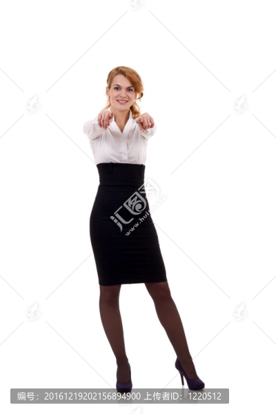 女人指著她的手指