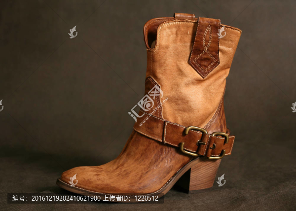 牛仔靴