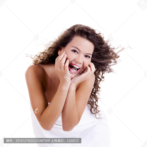 年輕漂亮的女人