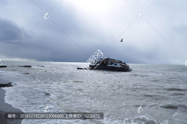 陰暗神秘的黑海