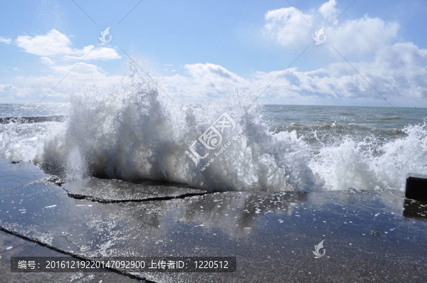 混凝土港口海浪破壞