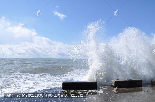 混凝土港口海浪破壞
