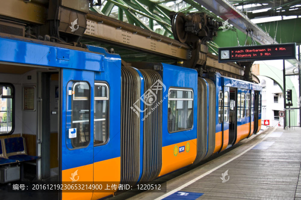 浮動電車