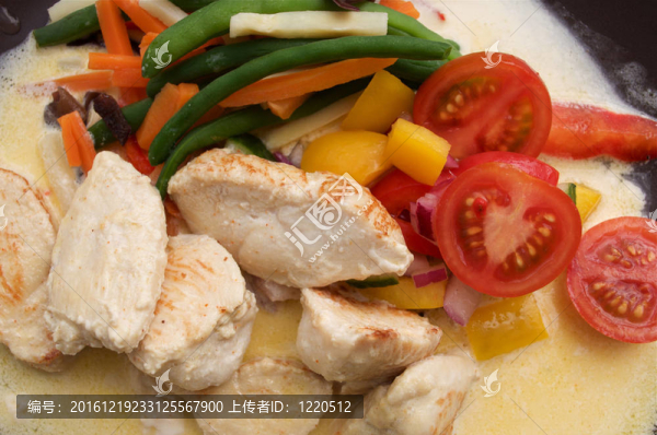 雞肉和蔬菜