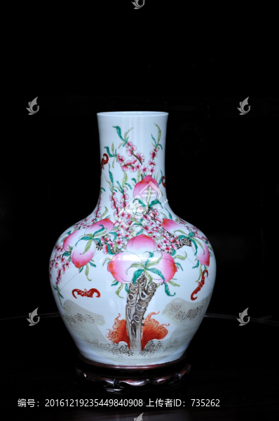 古代花瓶