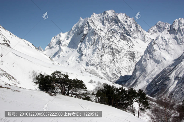 高加索山脈山區(qū)滑雪勝地