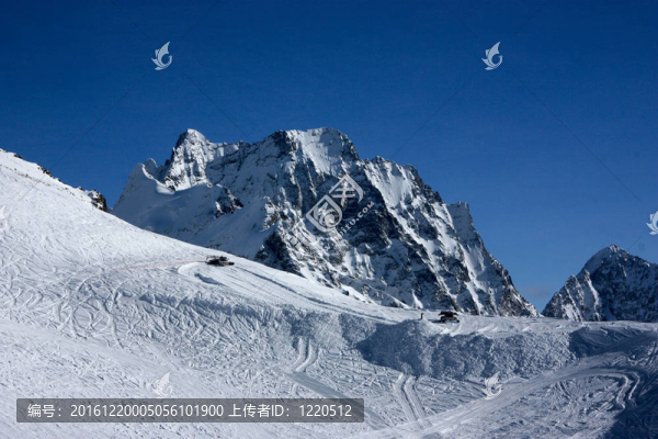 高加索山脈山區(qū)滑雪勝地